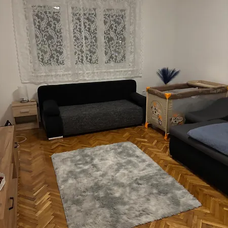 Platan Lägenhet Nagykanizsa